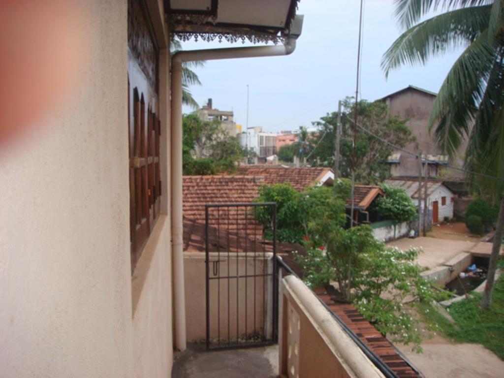 Randi Homestay In Negombo Exteriör bild