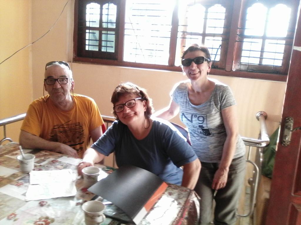 Randi Homestay In Negombo Exteriör bild